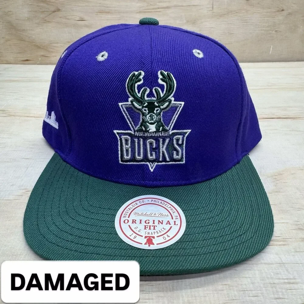 NEW DAMAGED Milwaukee Bucks Mitchell Ness HWC Snapback Purple Green OSFM